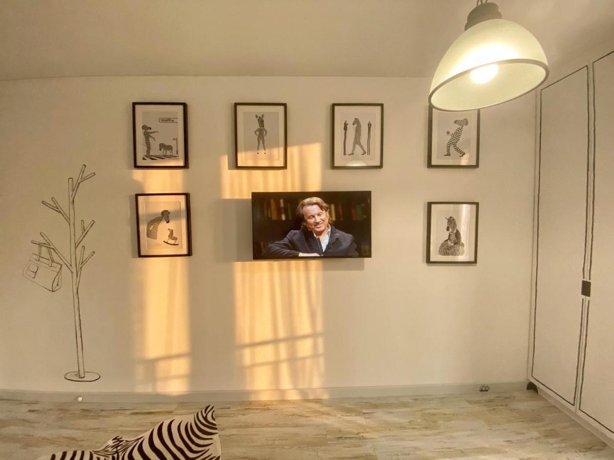 Kikasso Art Apart Odessa フォンタンカ エクステリア 写真